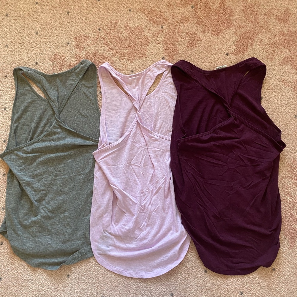 Bundle of 3 Women’s Victoria’s Secret PINK Twisted Knot Tank Tops Small S